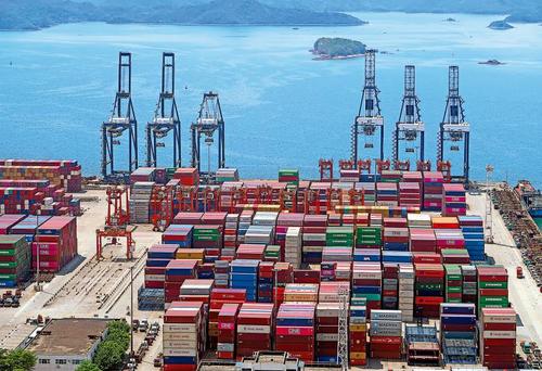 滯留費(fèi)高至3萬美元！美國兩大港口征繳附加費(fèi)再延遲